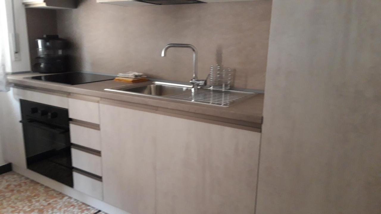 A Casa Di Anna Apartment Finale Ligure Exterior photo